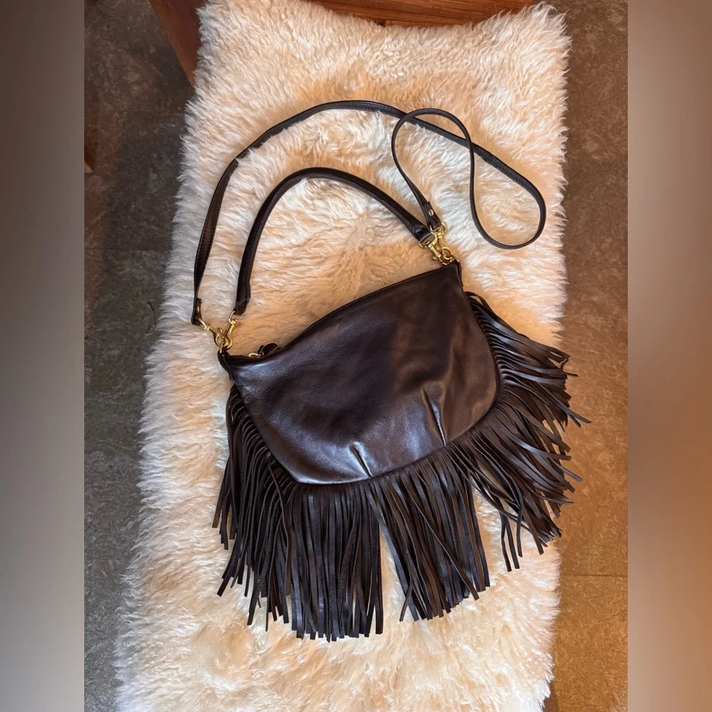 Clare V petit Moyen mahogany fringe - Picture 3 of 5